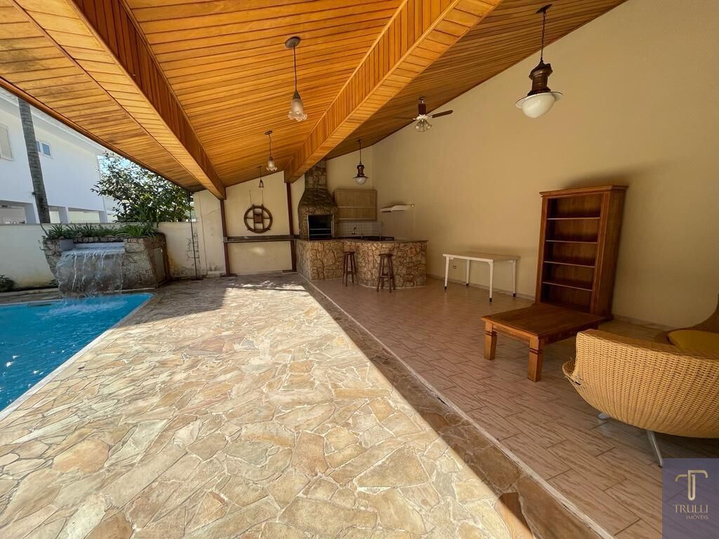 Casa de Condomínio para alugar com 4 quartos, 260m² - Foto 26