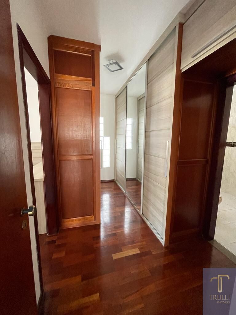 Casa de Condomínio para alugar com 4 quartos, 260m² - Foto 14