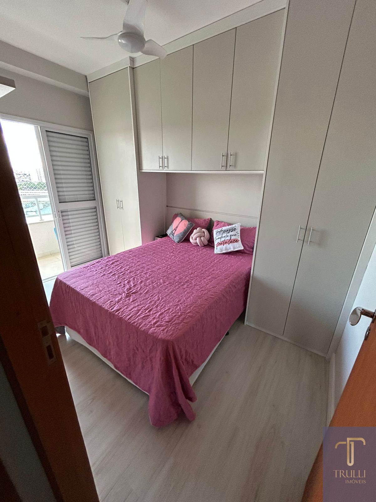 Apartamento à venda com 3 quartos, 110m² - Foto 9
