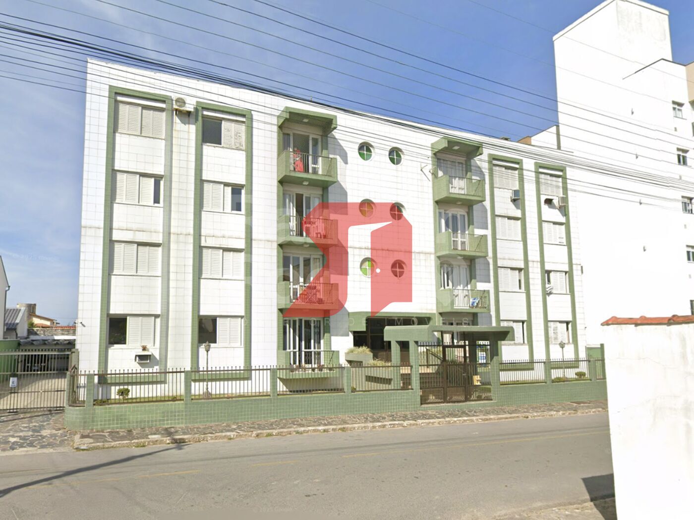 Apartamento 3 Quartos sendo 1 Suíte a 600m da Praia do Rimsa