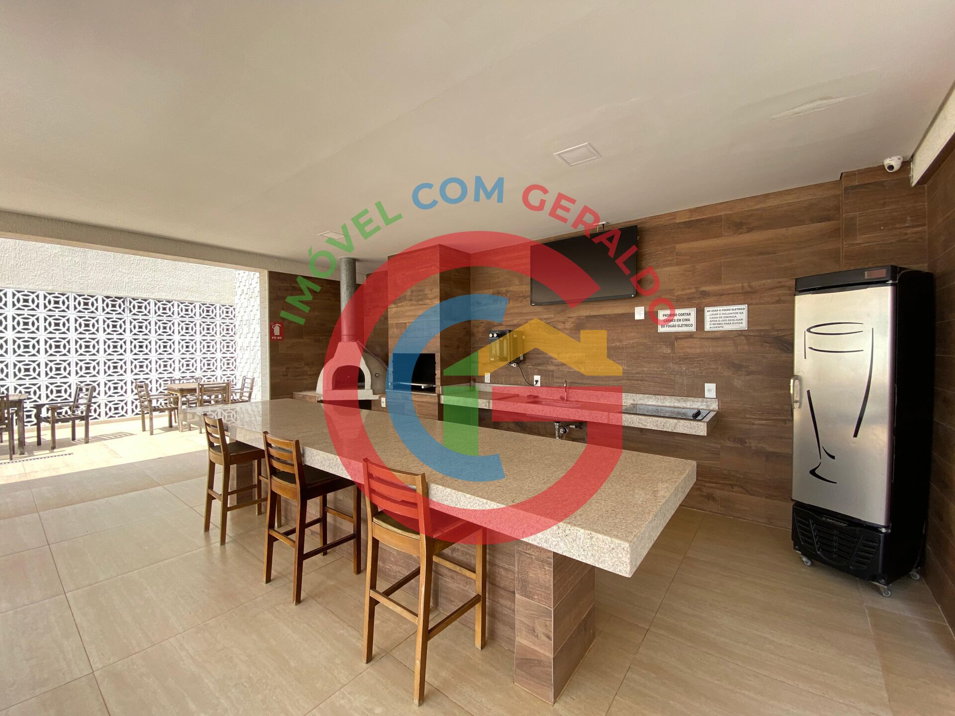 Apartamento à venda com 2 quartos, 64m² - Foto 13