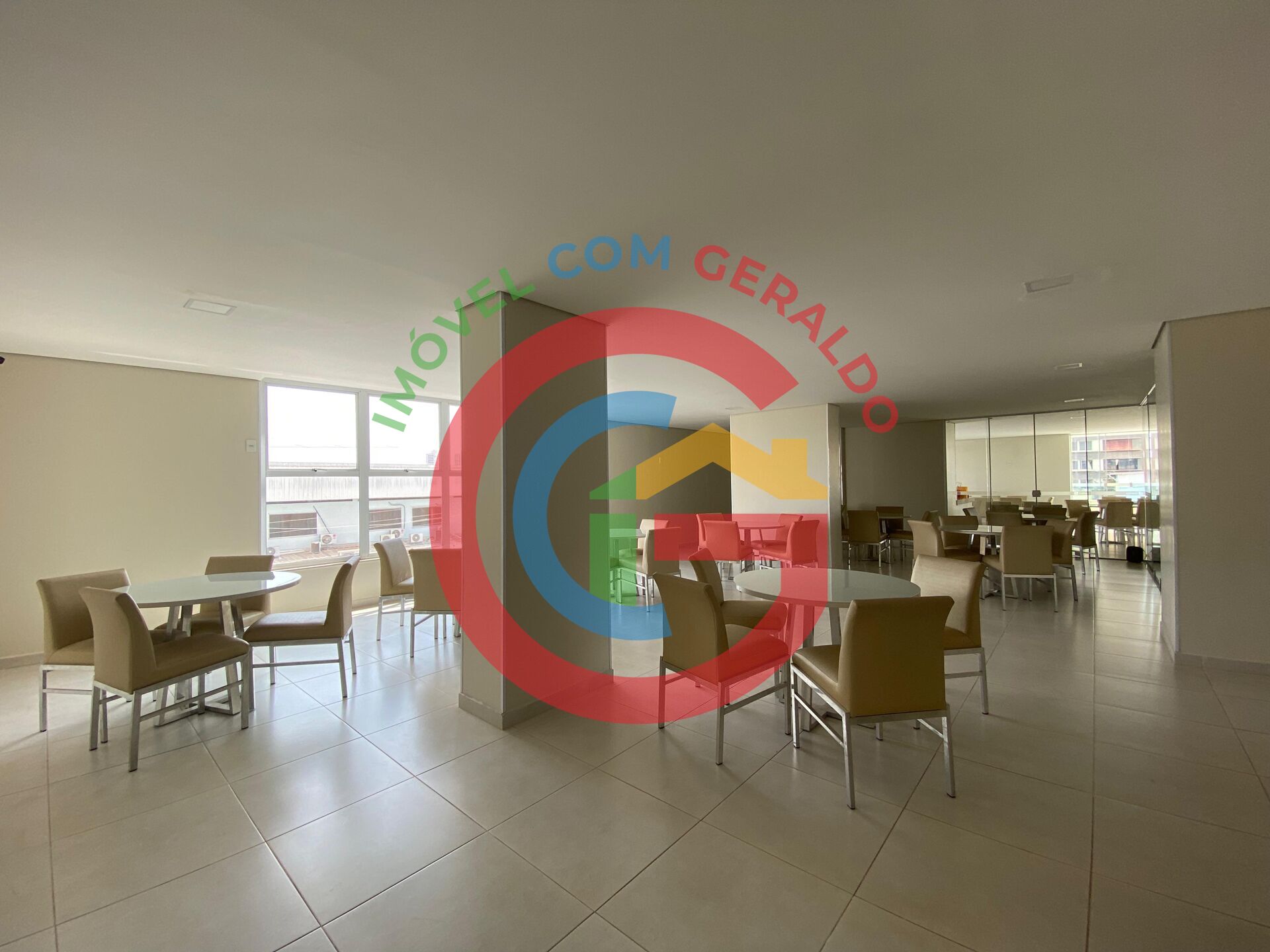 Apartamento à venda com 2 quartos, 64m² - Foto 12