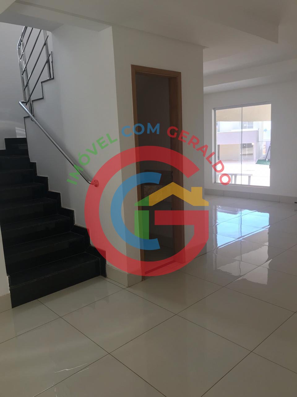 Casa de Condomínio à venda com 3 quartos, 160m² - Foto 4
