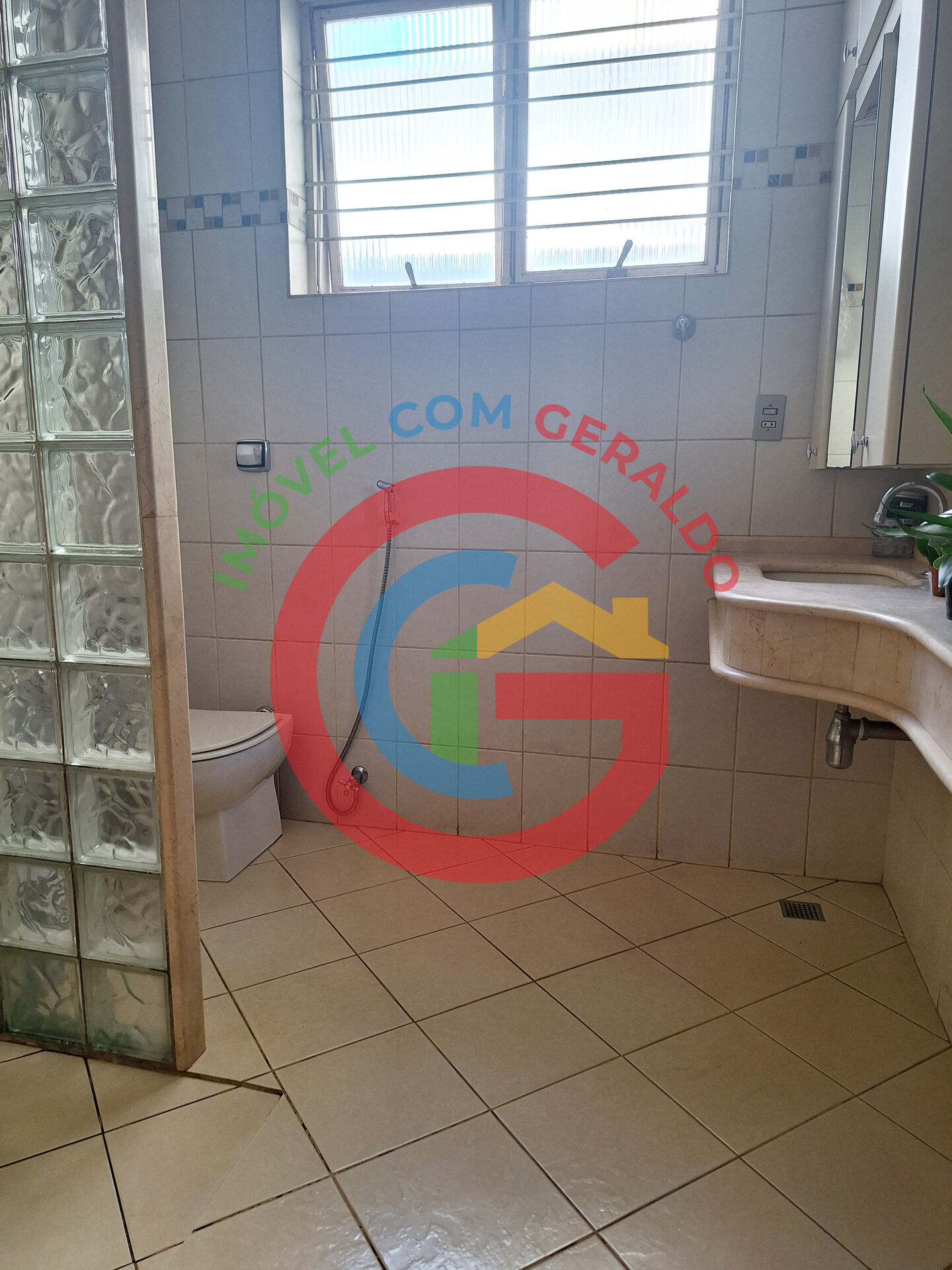 Casa à venda com 3 quartos, 284m² - Foto 6