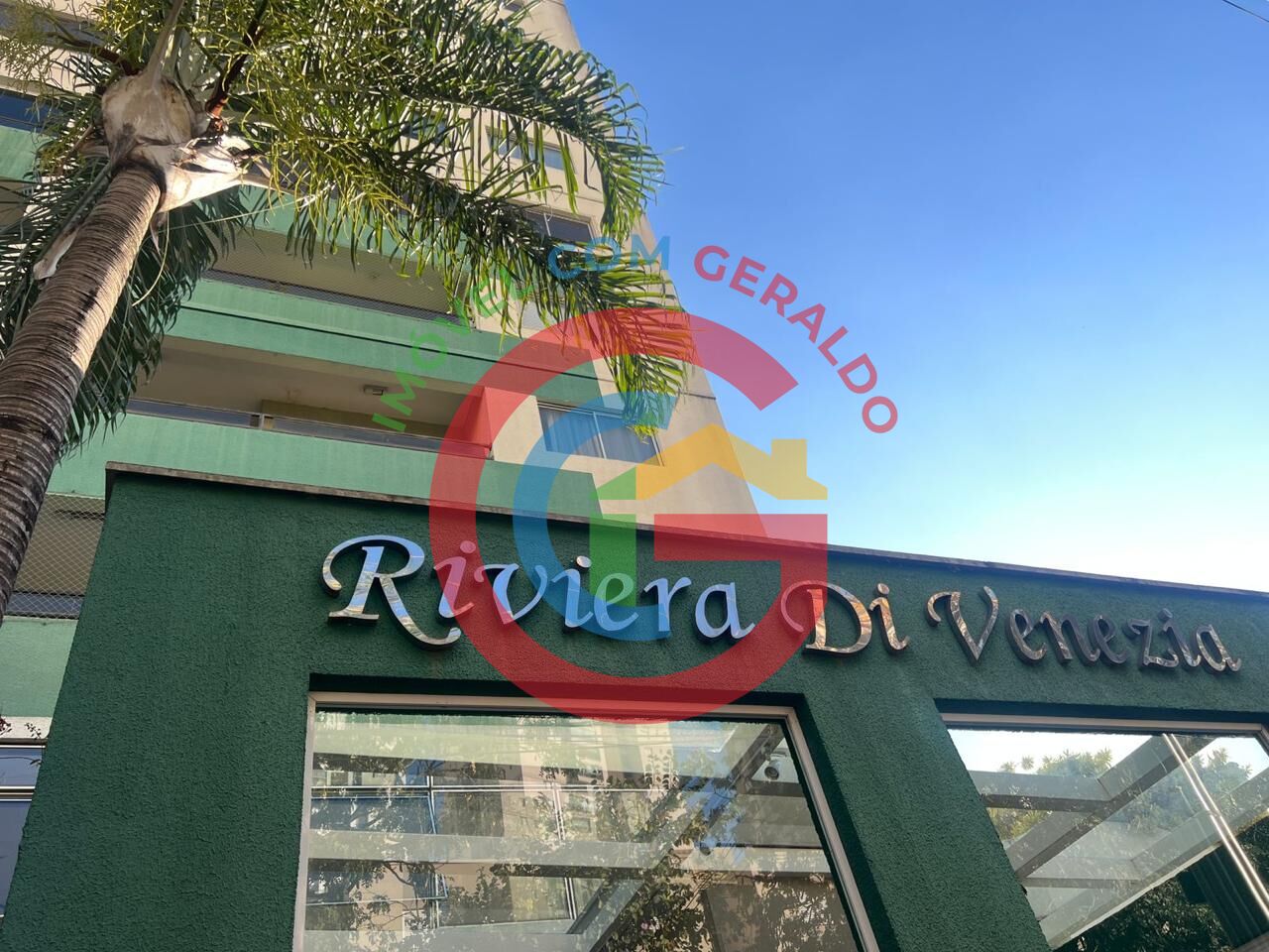 Apartamento à venda com 2 quartos, 94m² - Foto 3