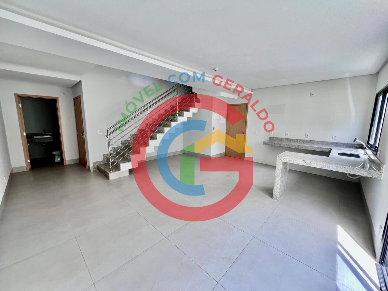 Casa de Condomínio à venda com 3 quartos, 147m² - Foto 1