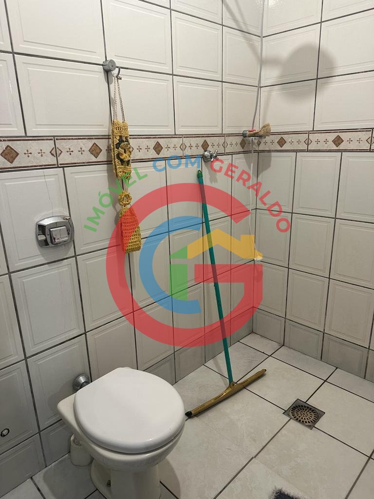 Casa à venda com 2 quartos, 90m² - Foto 10