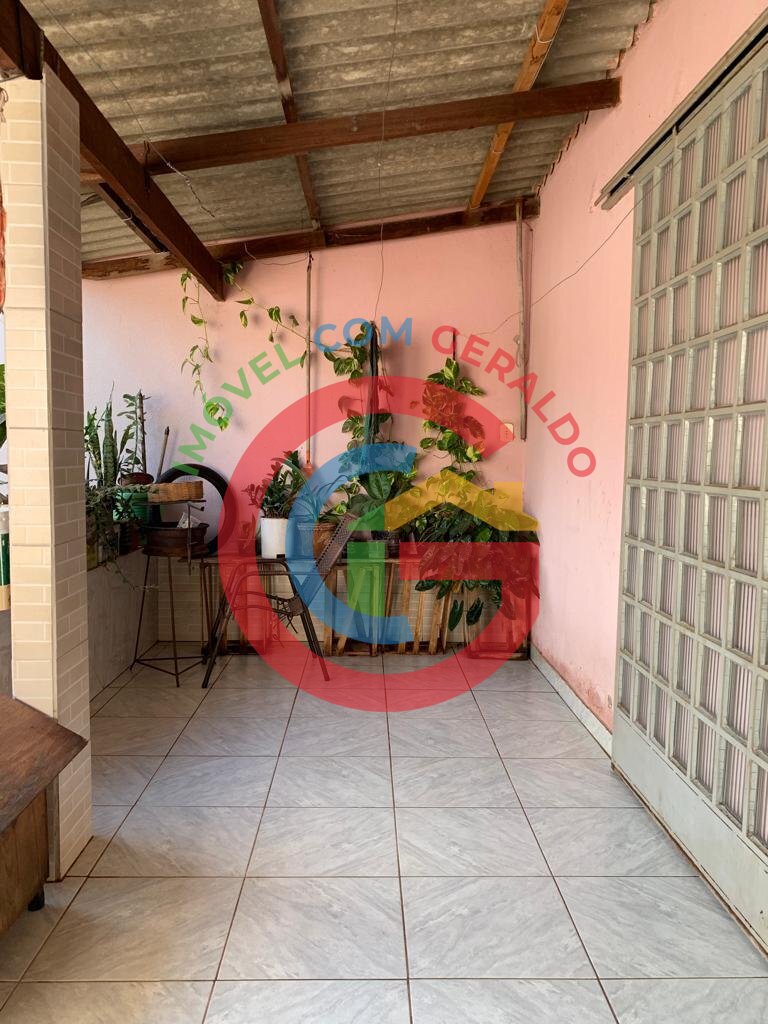 Casa à venda com 2 quartos, 90m² - Foto 21