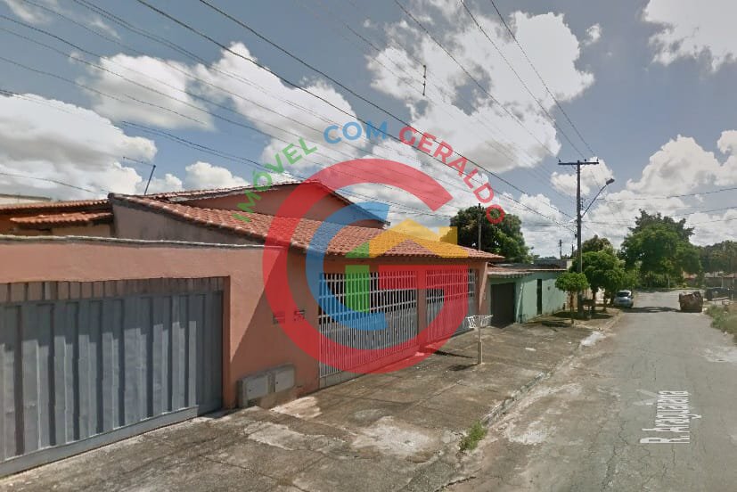Casa à venda com 2 quartos, 90m² - Foto 2