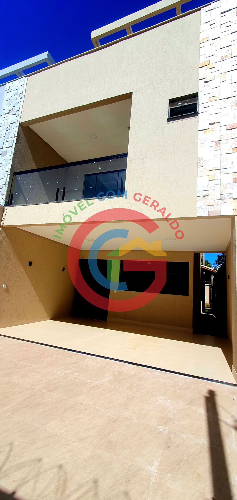 Sobrado à venda com 4 quartos, 215m² - Foto 2