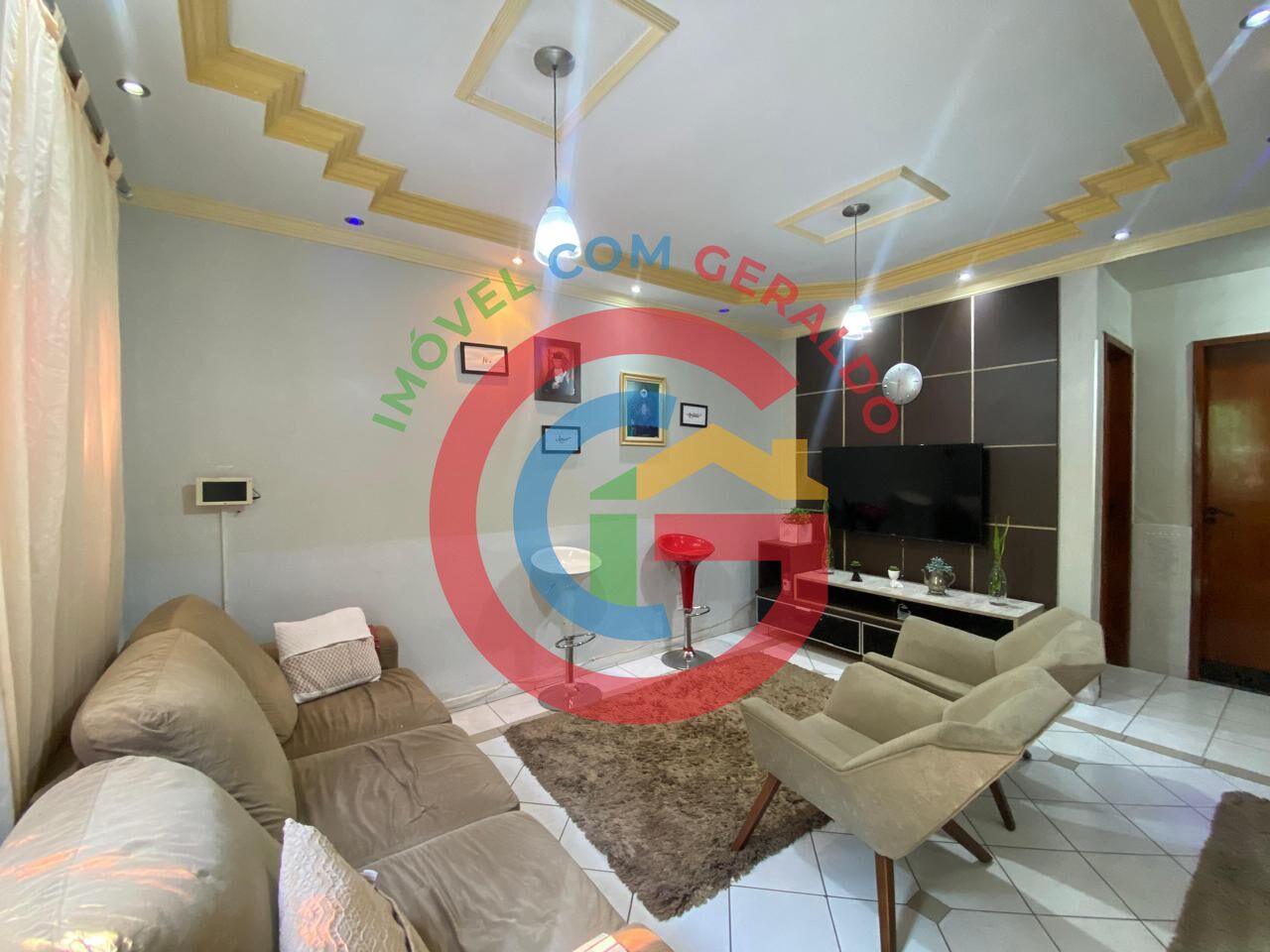Casa de Condomínio à venda com 4 quartos, 101m² - Foto 1