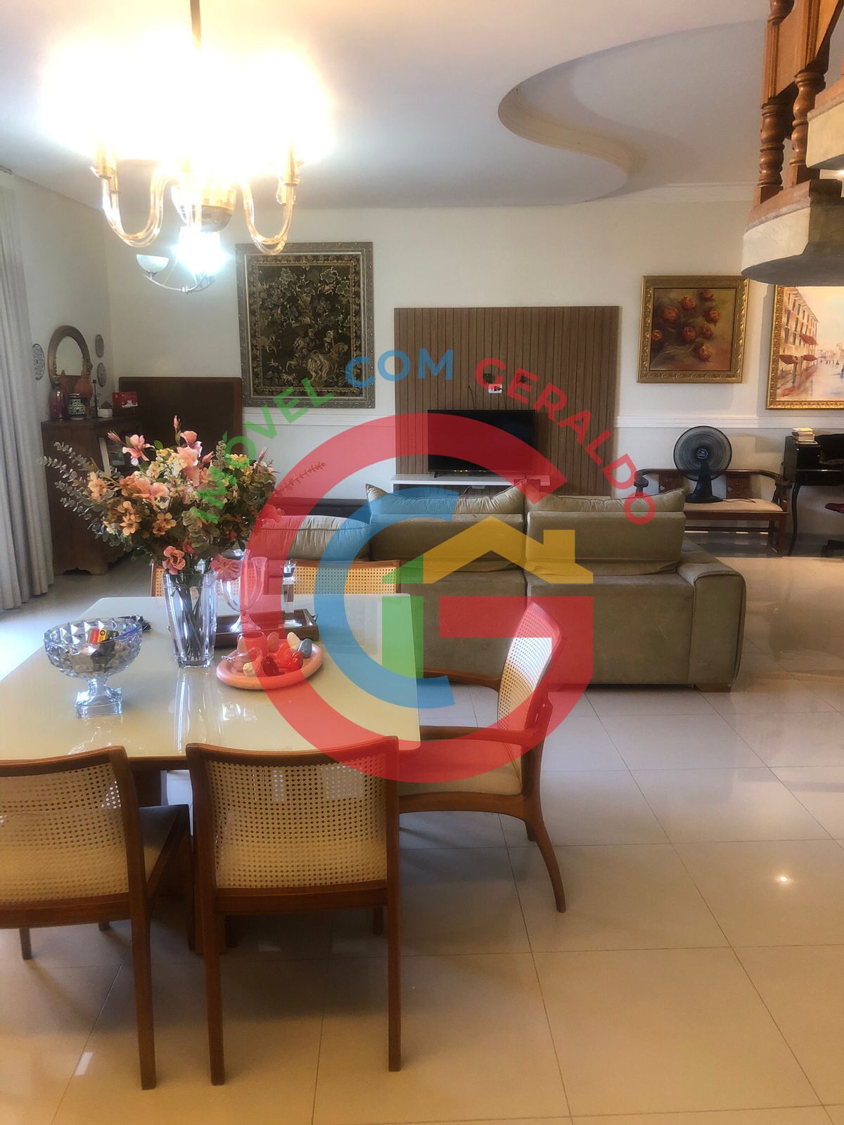 Sobrado, 4 quartos, 341 m² - Foto 1