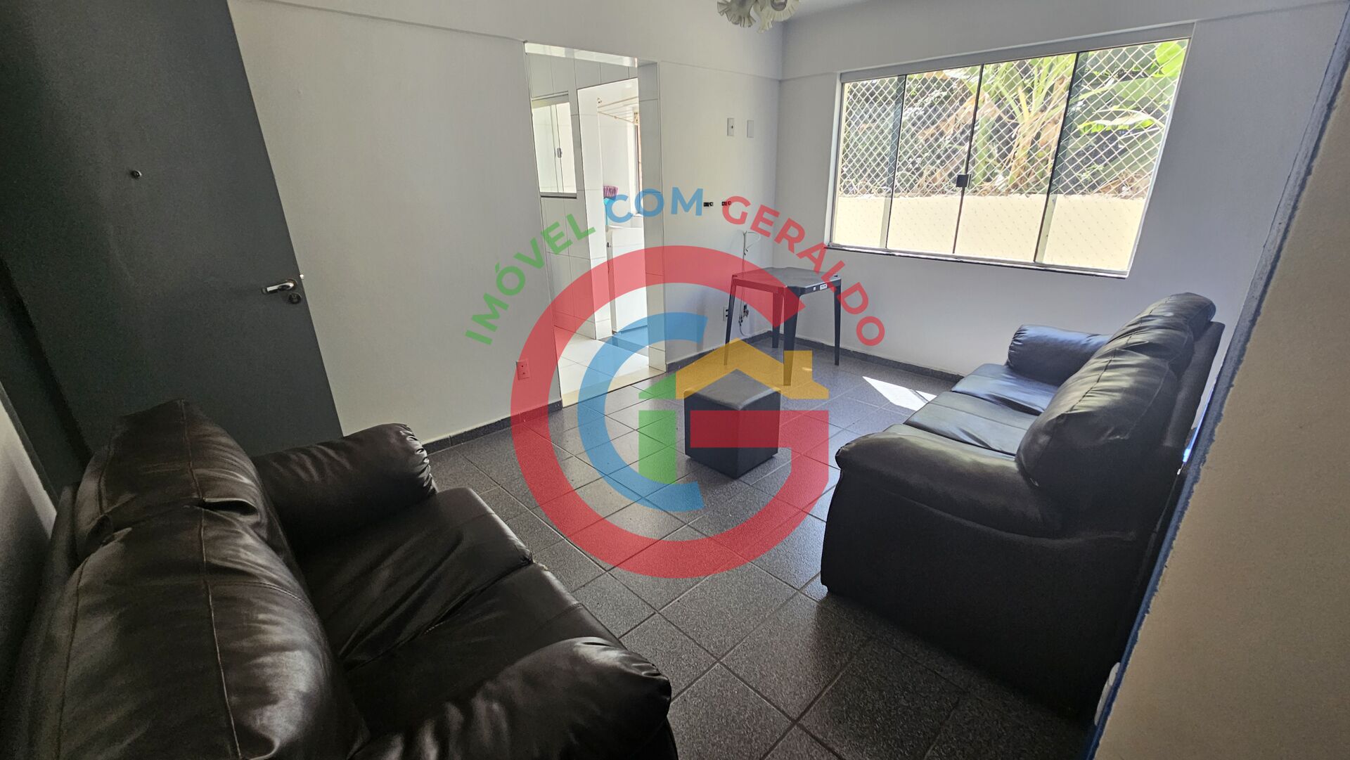 Apartamento para alugar com 2 quartos, 60m² - Foto 12