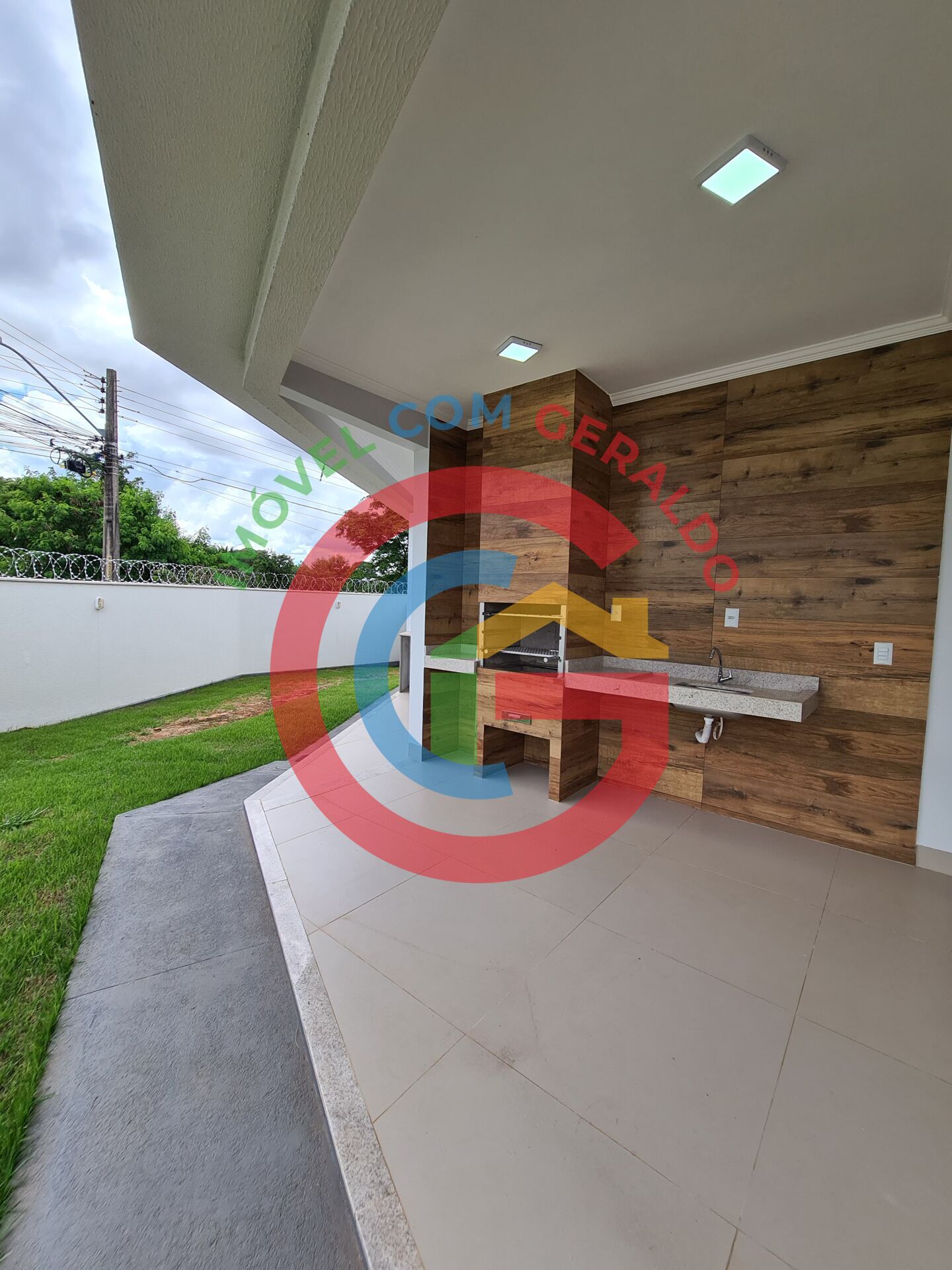 Casa à venda com 3 quartos, 135m² - Foto 4