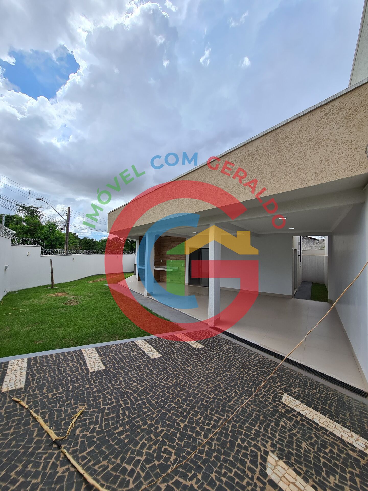 Casa à venda com 3 quartos, 135m² - Foto 3