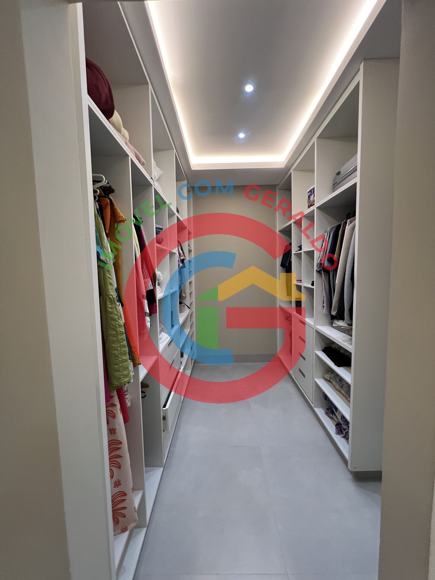 Casa à venda com 4 quartos, 200m² - Foto 7