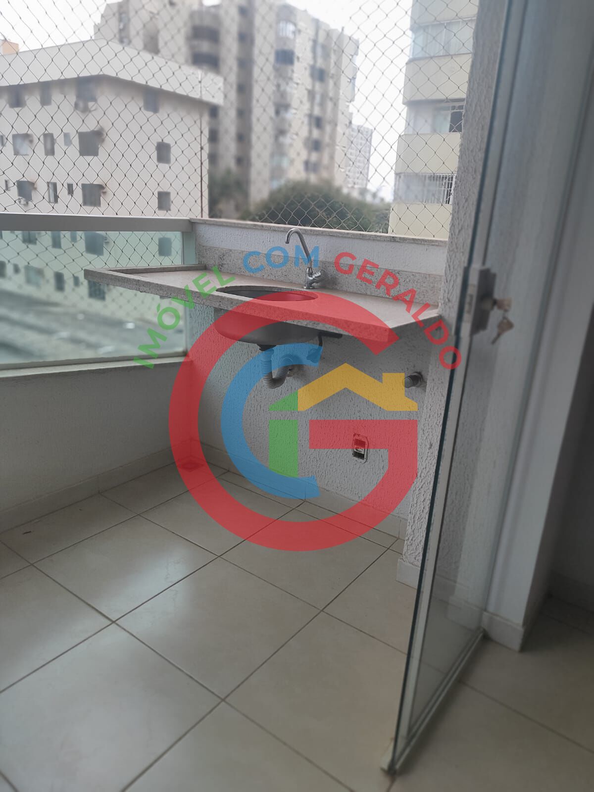 Apartamento à venda com 2 quartos, 64m² - Foto 6