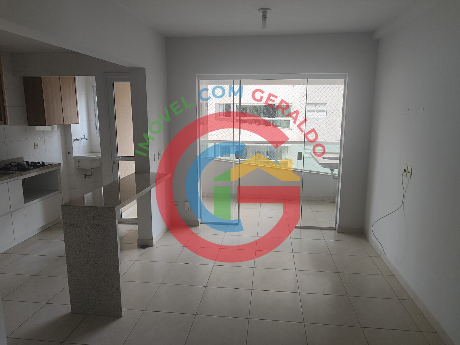Apartamento à venda com 2 quartos, 64m² - Foto 5