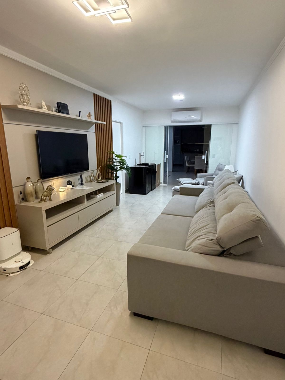 Casa, 3 quartos, 211 m² - Foto 2