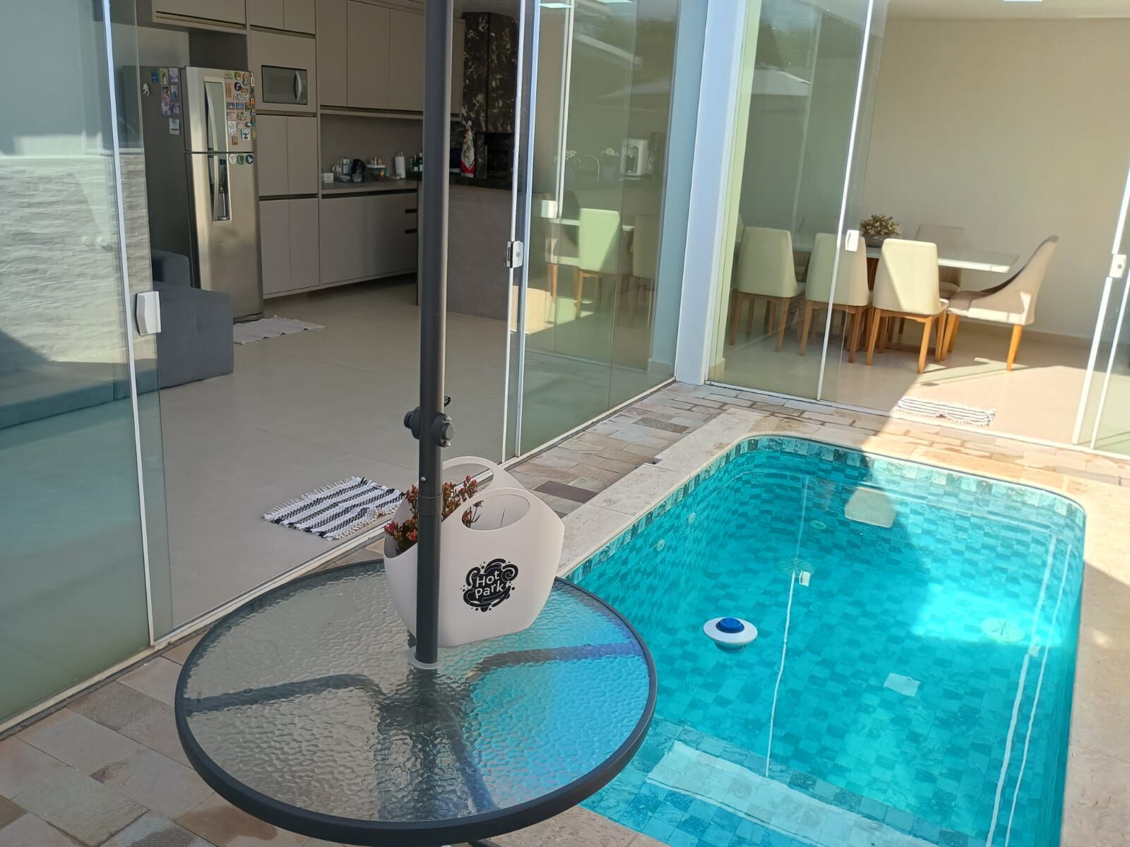 Casa, 3 quartos, 211 m² - Foto 1