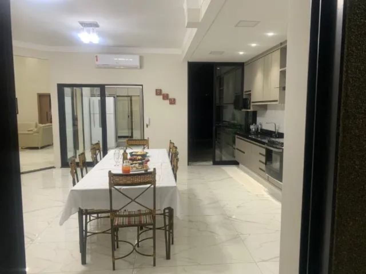 Casa, 3 quartos, 360 m² - Foto 2