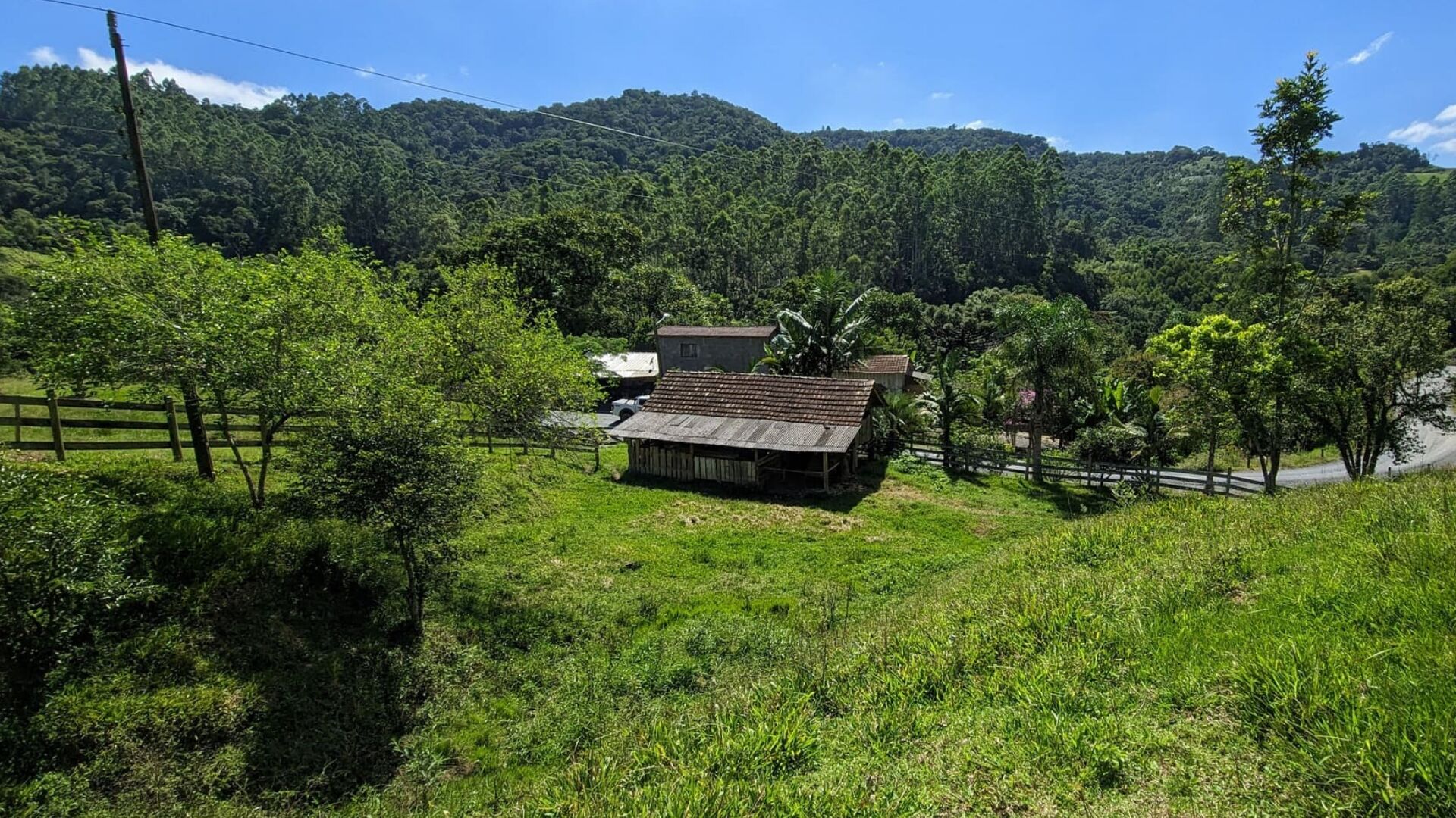 Sítio à venda com 2 quartos, 30000m² - Foto 12