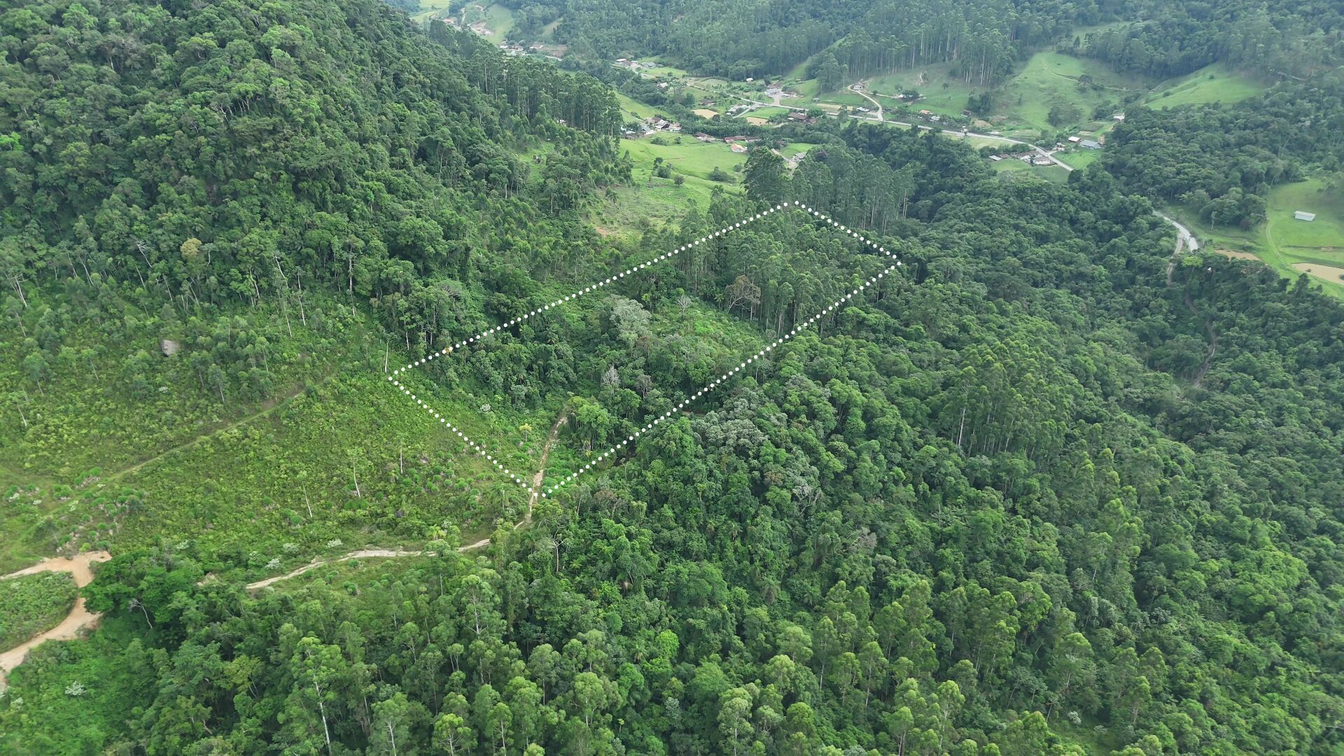 Terreno à venda, 40000m² - Foto 1