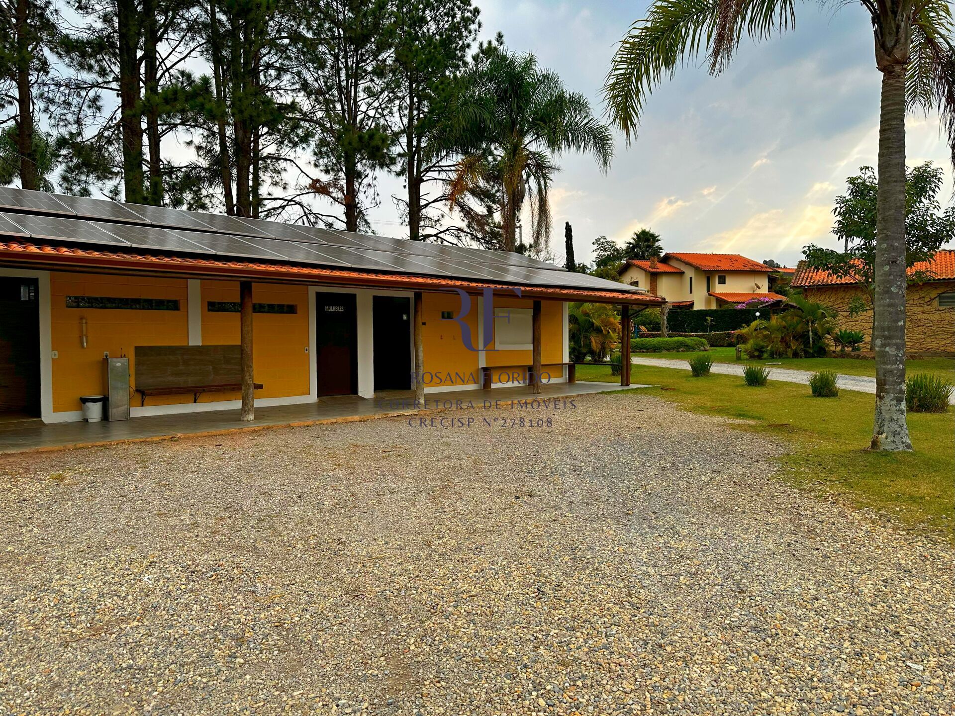 Casa de Condomínio à venda com 3 quartos, 400m² - Foto 62