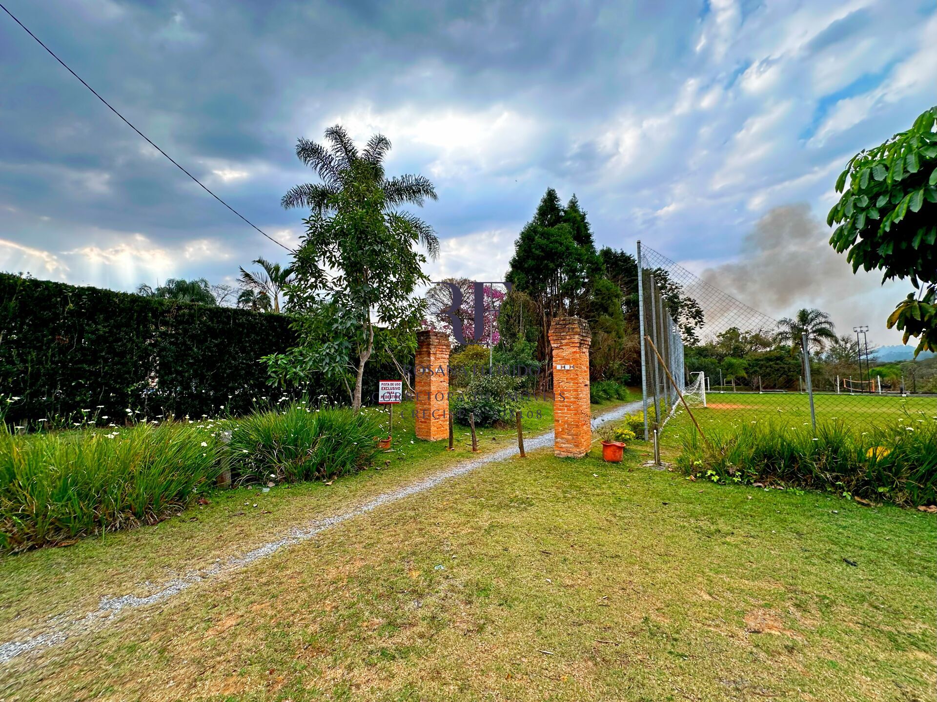 Casa de Condomínio à venda com 3 quartos, 400m² - Foto 68