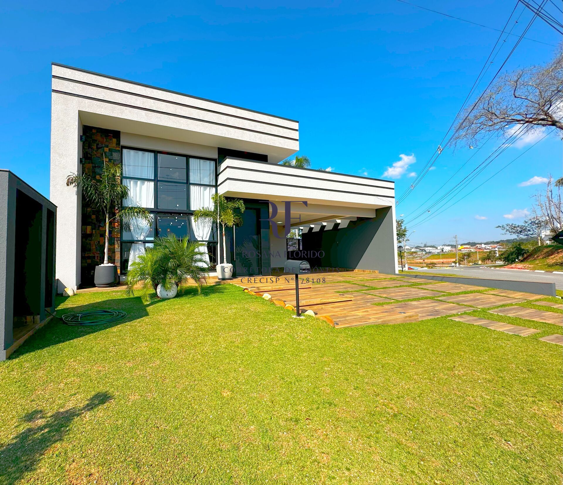 Casa de Condomínio à venda com 3 quartos, 200m² - Foto 2