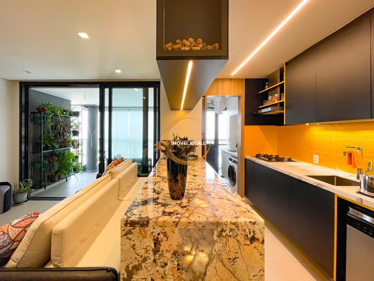 Apartamento para alugar com 3 quartos, 116m² - Foto 1