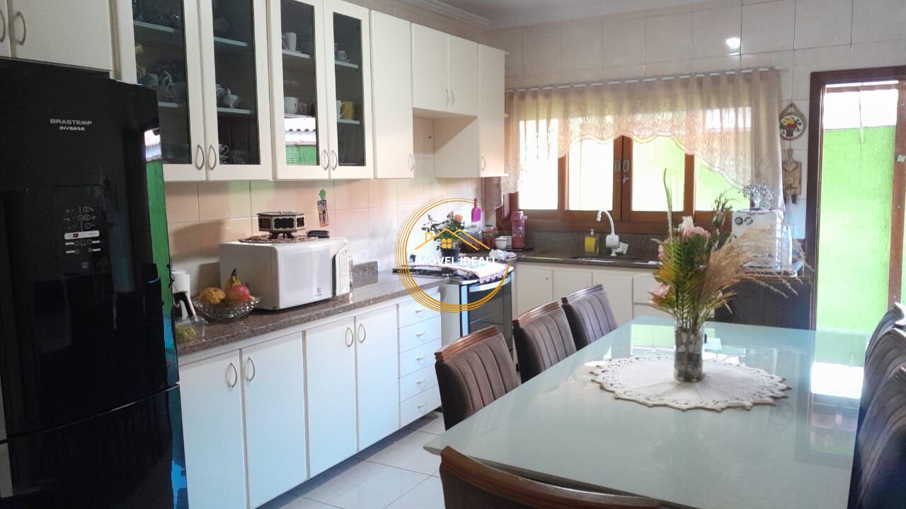 Casa, 4 quartos, 223 m² - Foto 5