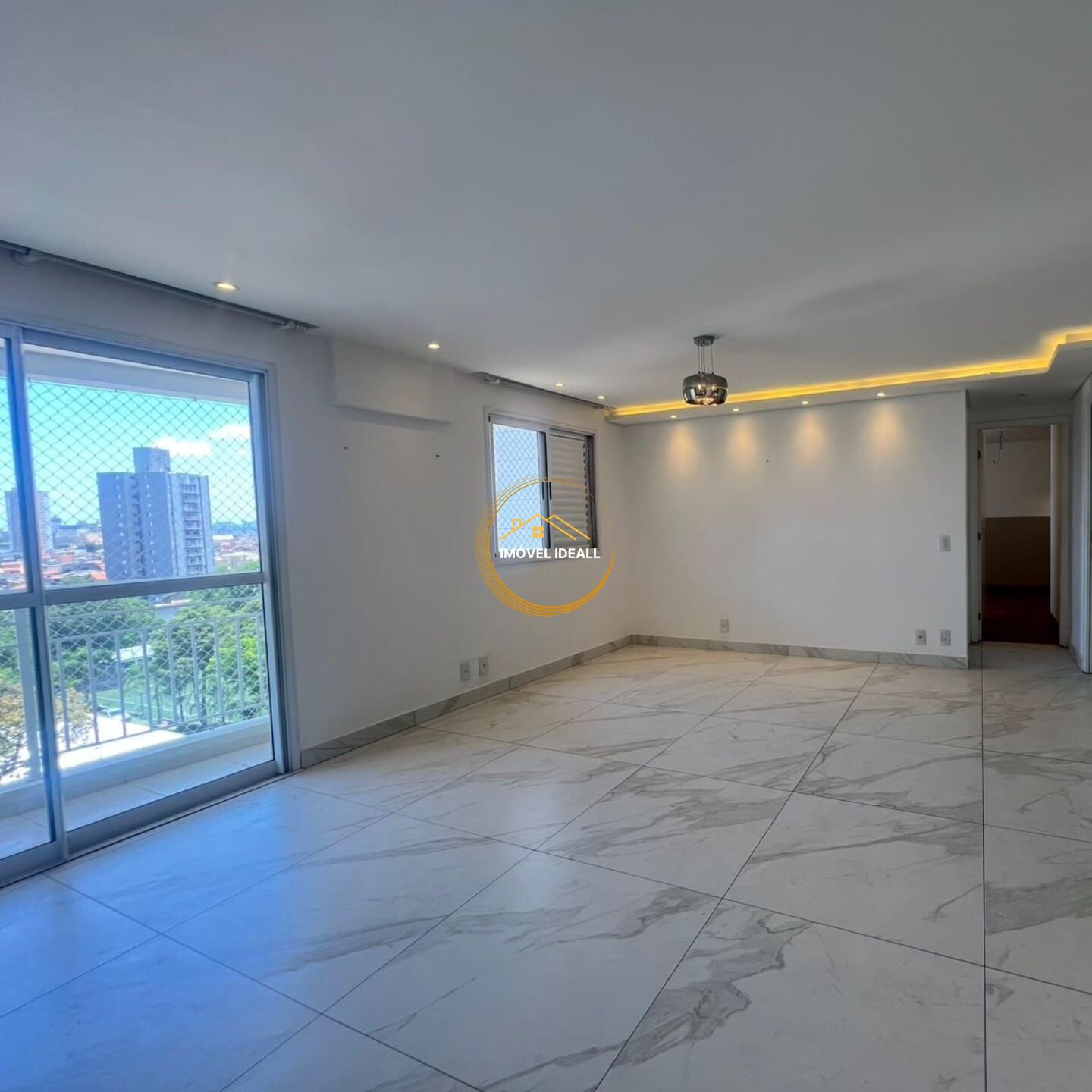 Apartamento à venda com 2 quartos, 80m² - Foto 3