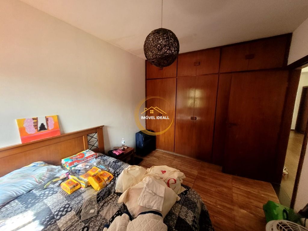 Casa à venda com 4 quartos, 400m² - Foto 15