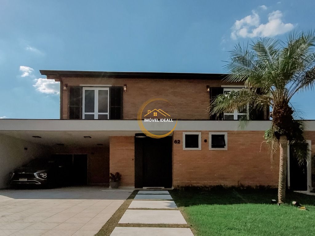 Casa à venda com 3 quartos, 347m² - Foto 1