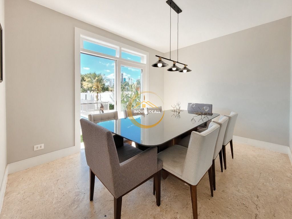 Casa à venda com 3 quartos, 347m² - Foto 5
