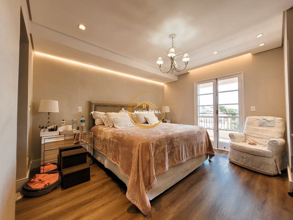 Casa à venda com 3 quartos, 347m² - Foto 18