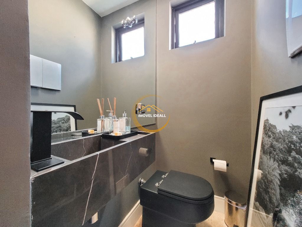Casa à venda com 3 quartos, 347m² - Foto 20