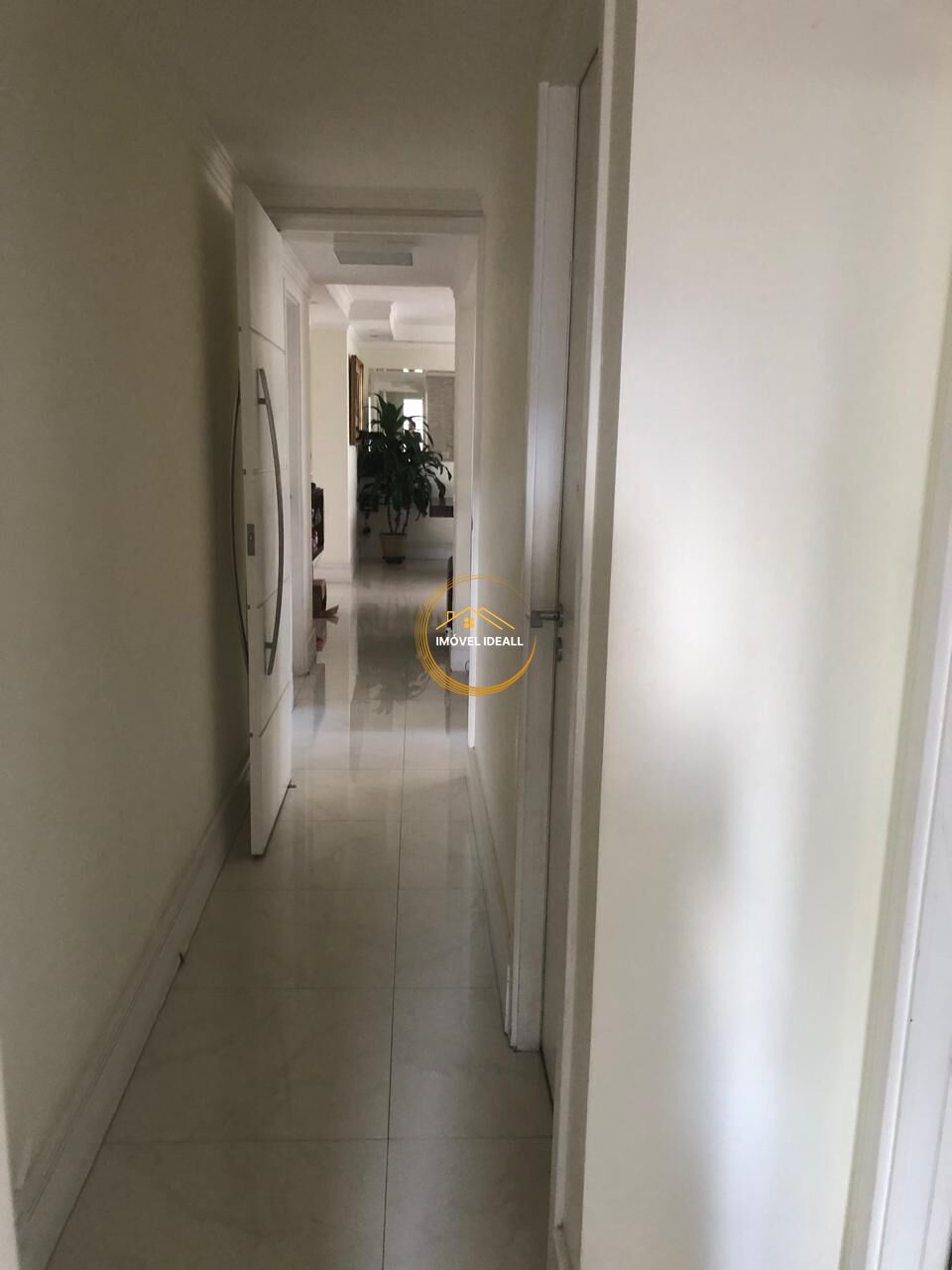 Apartamento à venda com 3 quartos, 117m² - Foto 13