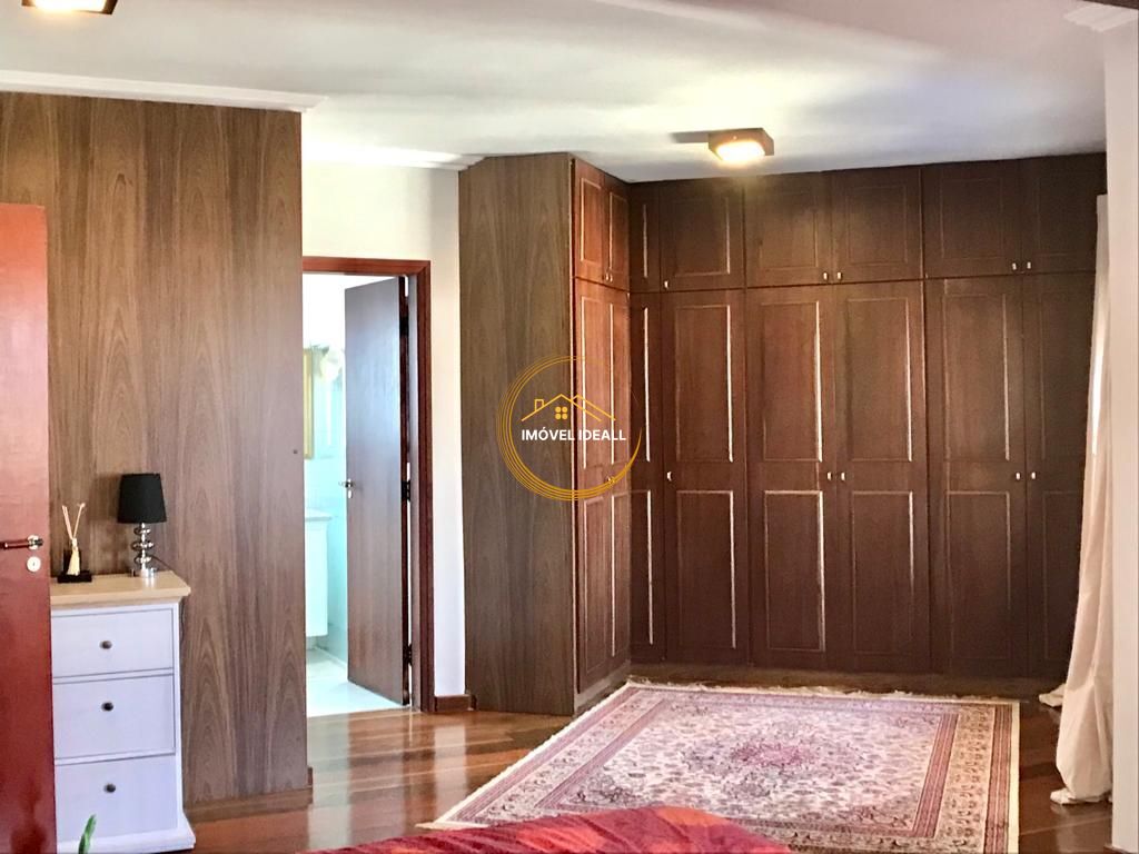 Casa à venda com 4 quartos, 306m² - Foto 16