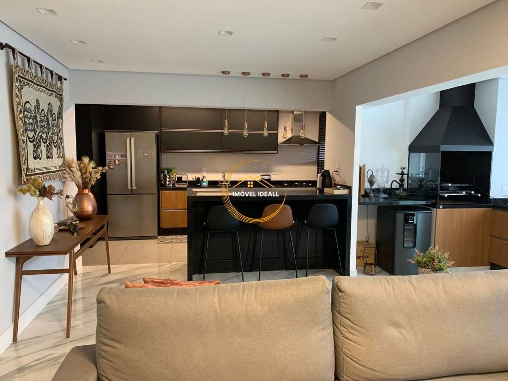 Apartamento à venda com 2 quartos, 117m² - Foto 1