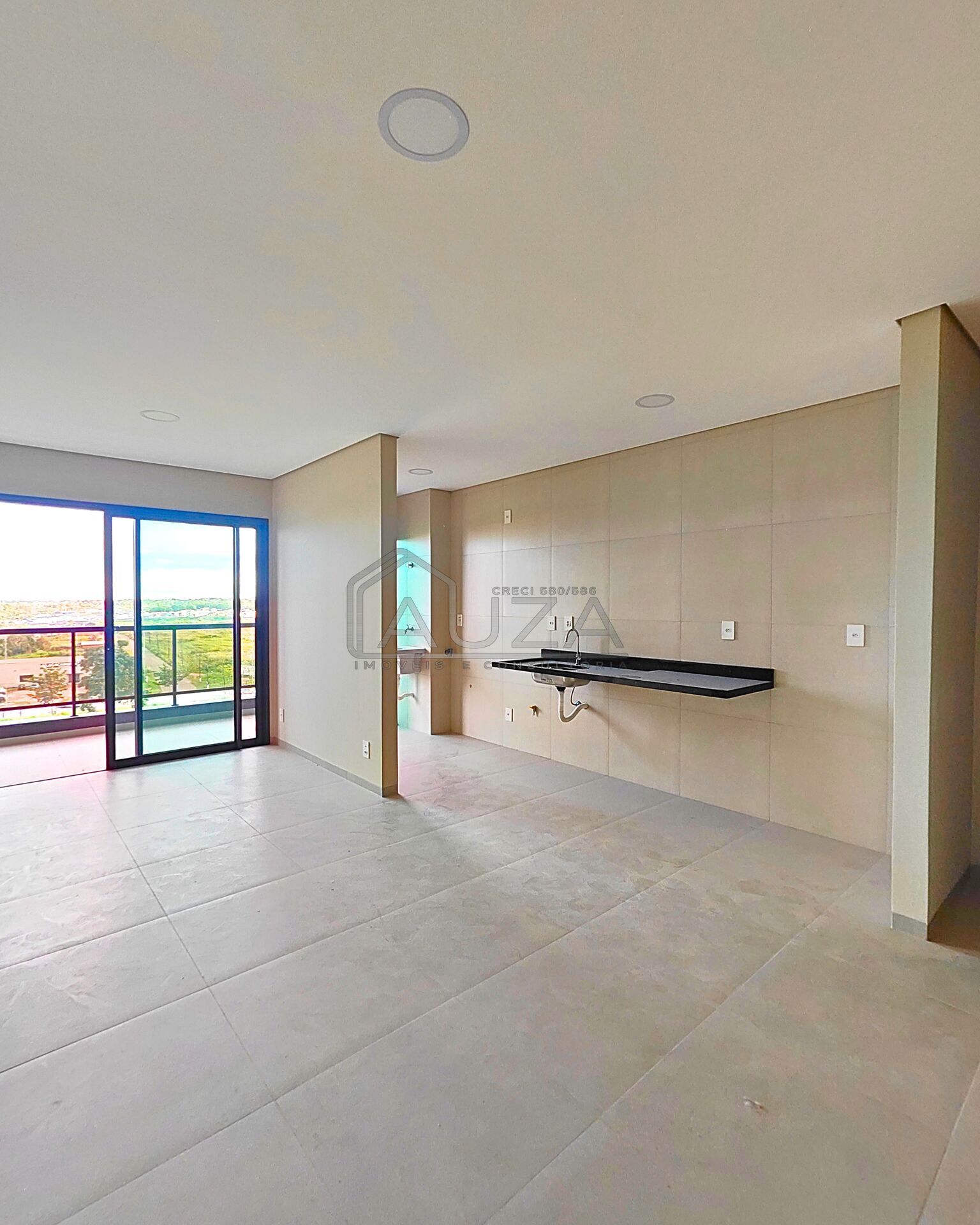 Apartamento à venda com 3 quartos, 81m² - Foto 2
