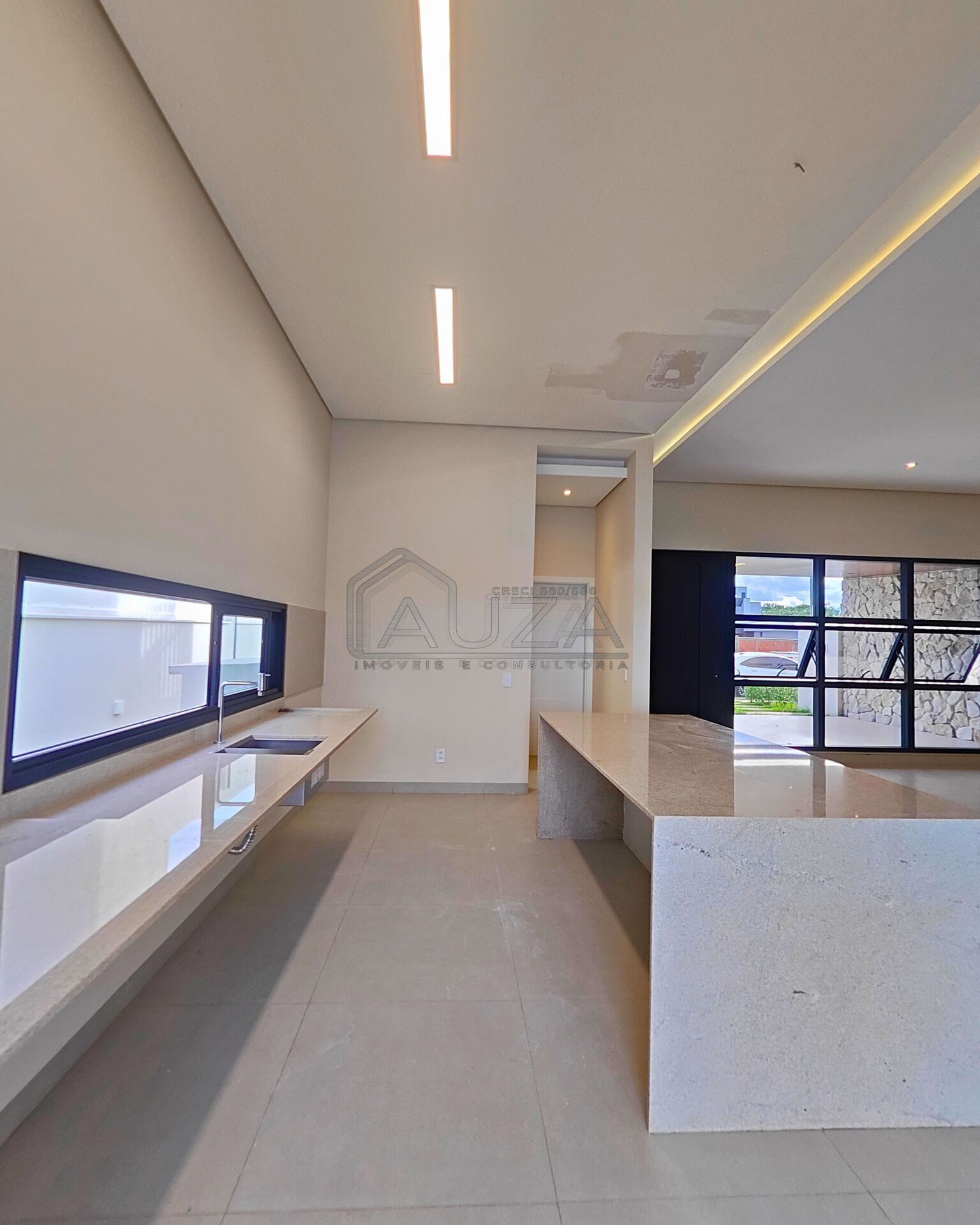 Casa à venda com 3 quartos, 200m² - Foto 12
