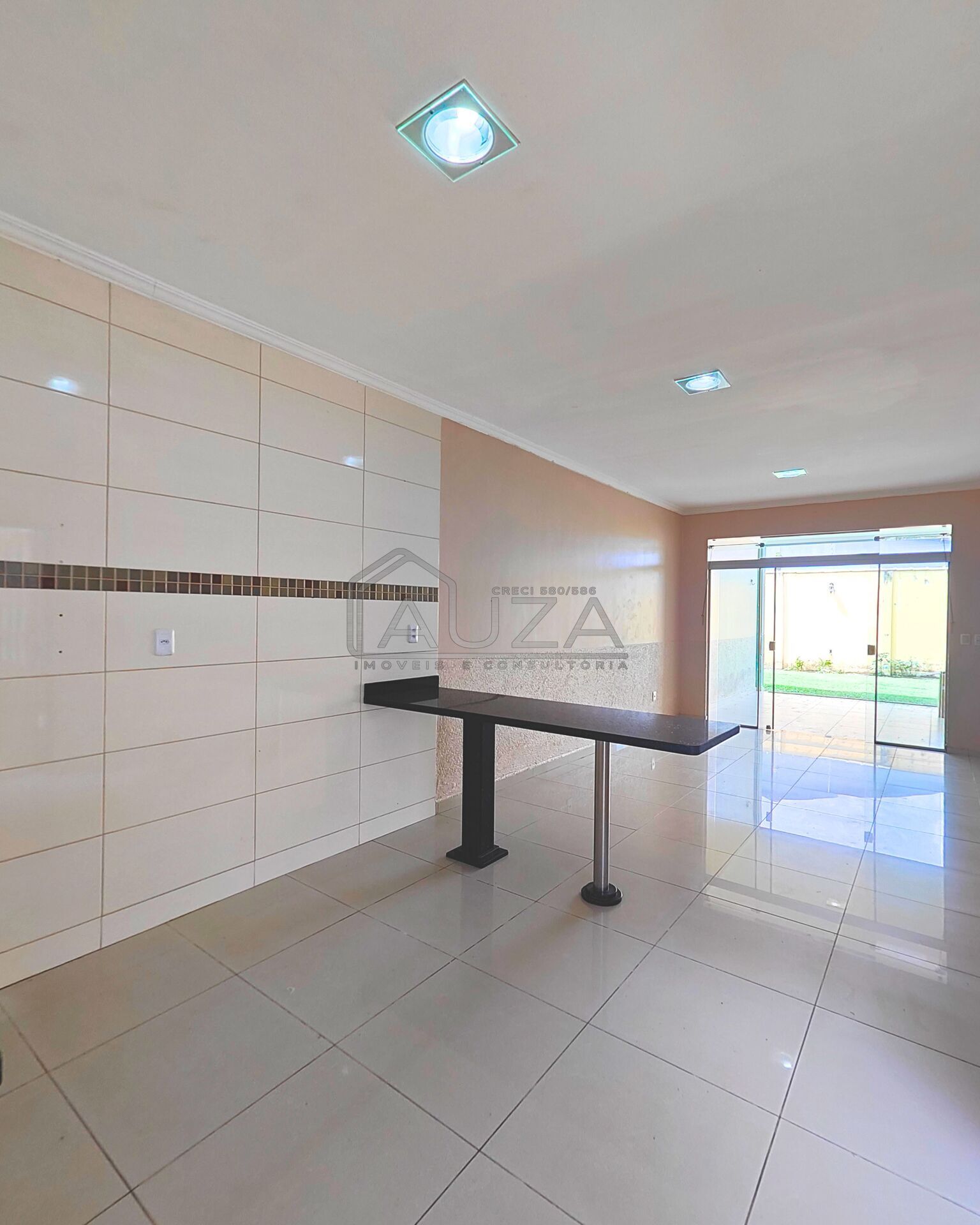 Casa para alugar com 2 quartos, 70m² - Foto 5