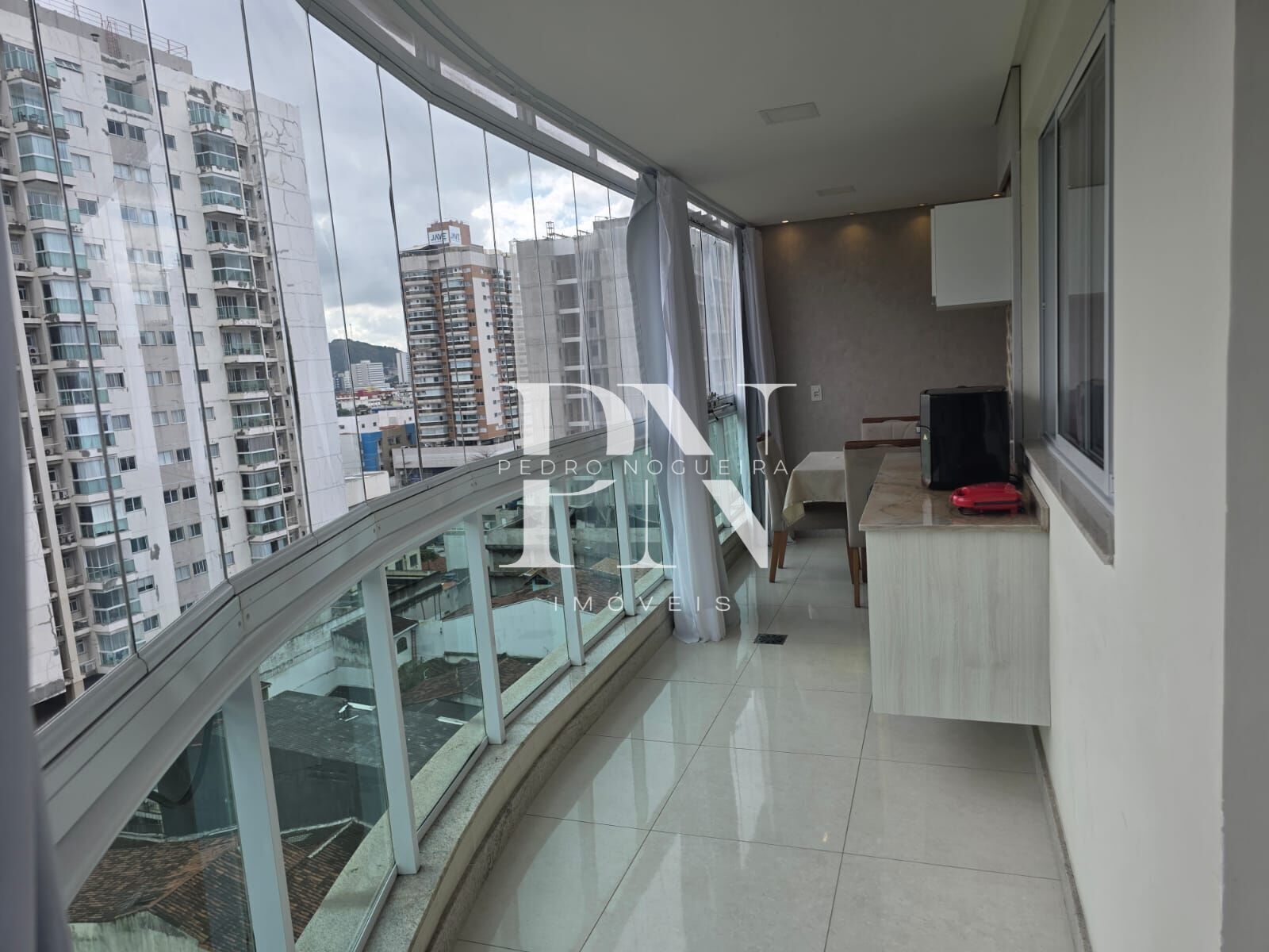 Apartamento, 2 quartos, 70 m² - Foto 2