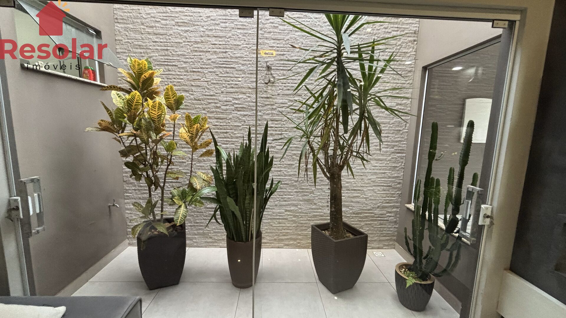 Casa à venda com 3 quartos, 250m² - Foto 8