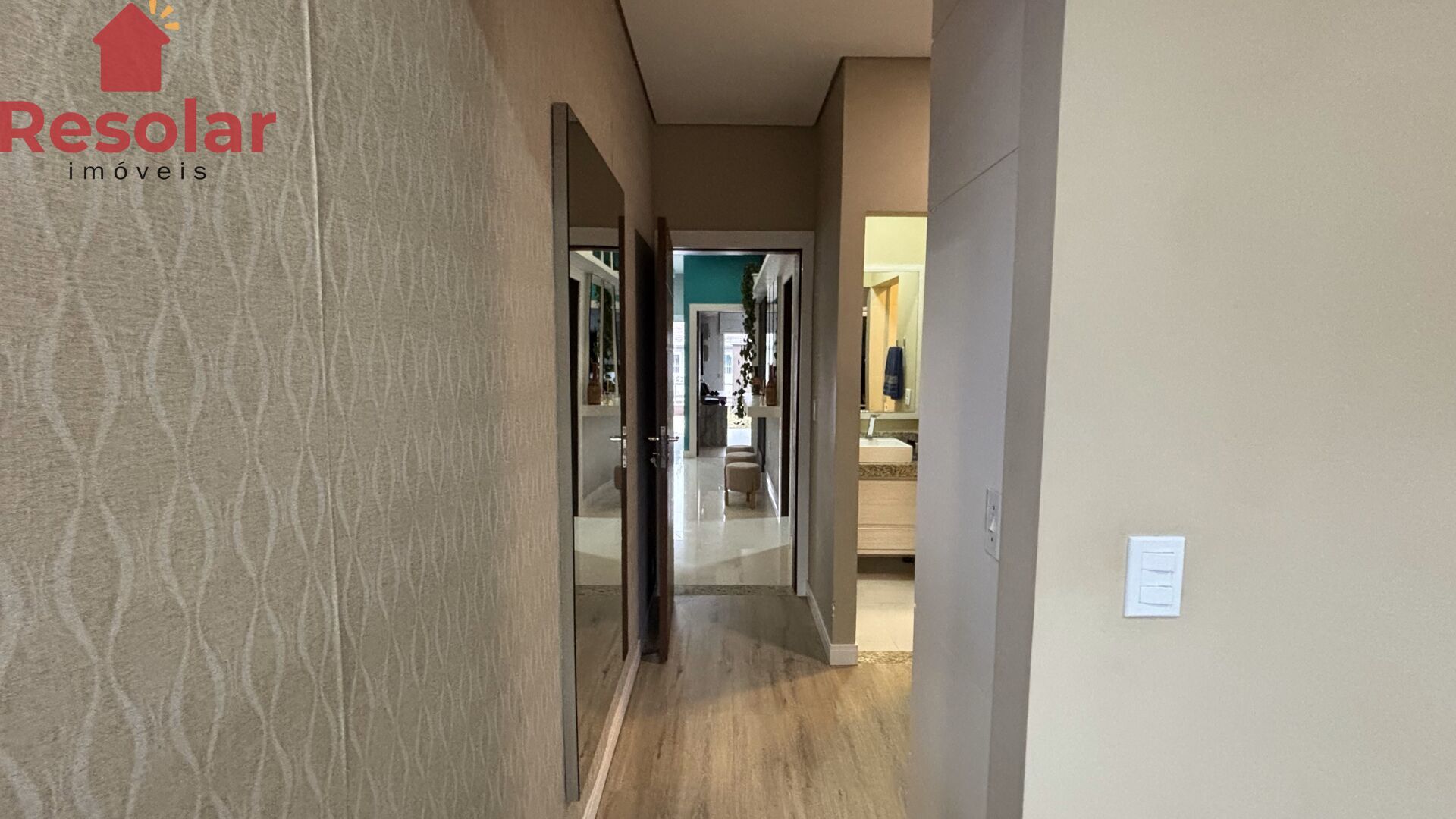 Casa à venda com 3 quartos, 250m² - Foto 15