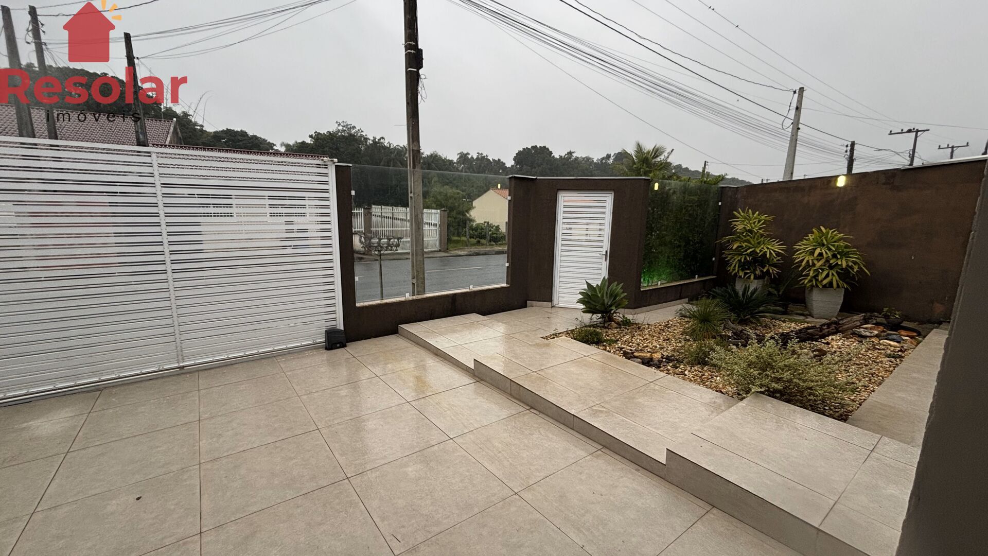 Casa à venda com 3 quartos, 250m² - Foto 2