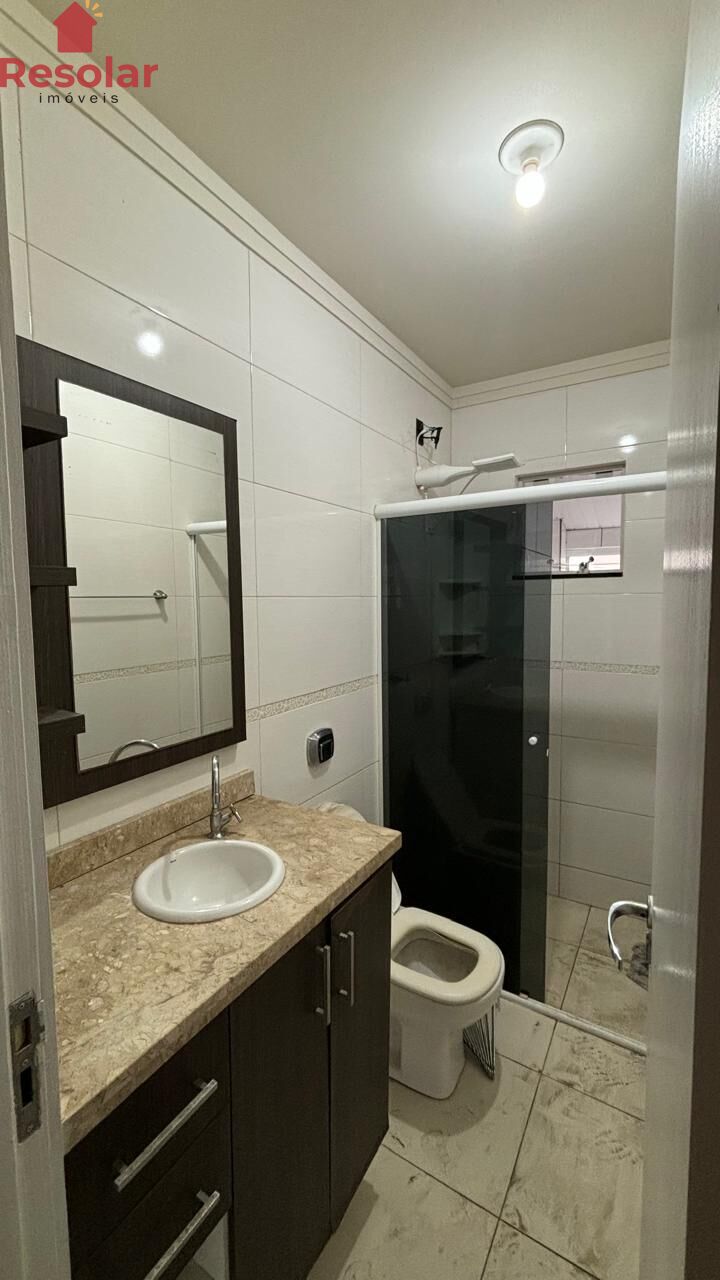 Casa à venda com 2 quartos, 70m² - Foto 10