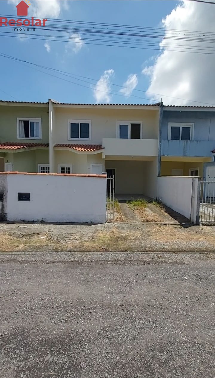 Casa à venda com 2 quartos, 82m² - Foto 2